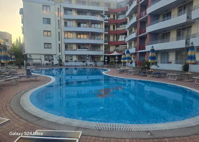 Apartment In Central Plaza