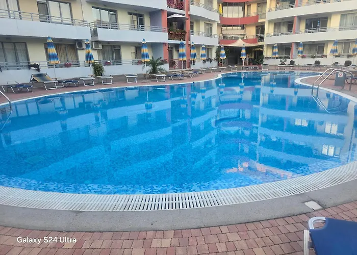 Apartment In Central Plaza