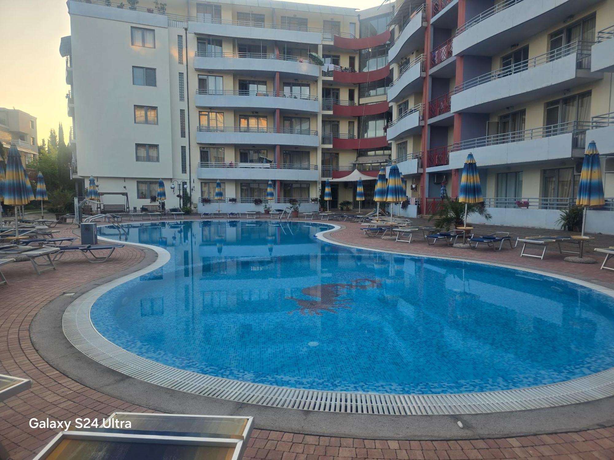 Apartment In Plaza *